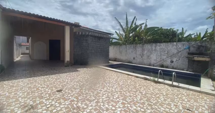 Casa em candelária, proximo ao forum - 350m² - 3quartos - 4vagas - piscina