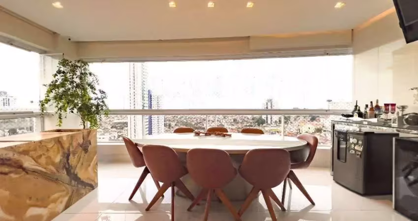 Alto padrão com 240m², vizinho a januário cicco em petrópolis