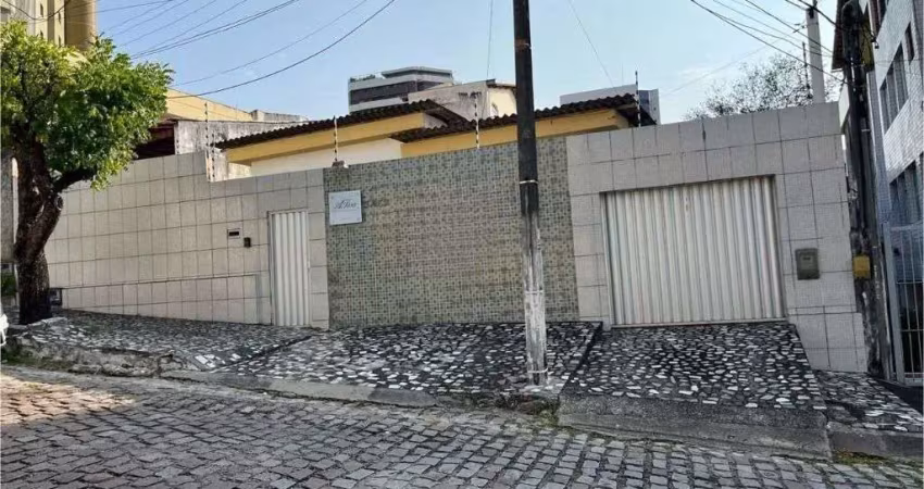 Casa/ comercial com 3 dormitórios à venda, 208 m² por r$ 600.000 - candelária -
