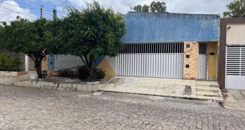 Casa mobiliada e  com 4 dormitórios à venda, 240 m² por r$ 630.000 - candelária
