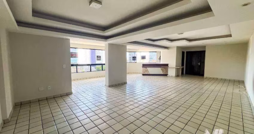 Apartamento em Petrópolis com 220m² - localização espetacular - 4 Dormitórios