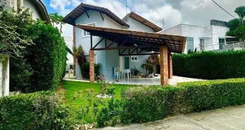 Casa com 392m² em condomínio fechado, no bairro de emaús