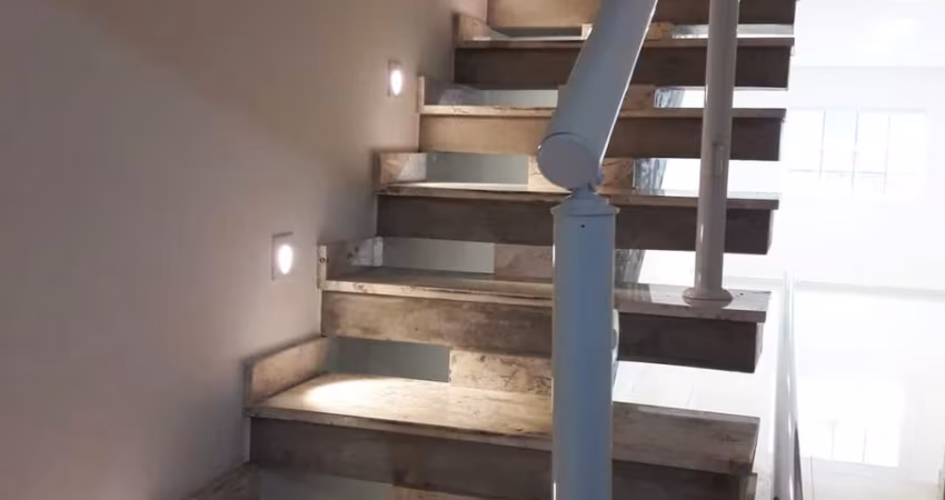 Luxuosa Casa de 3 Suítes em Condomínio Fechado – 240m² de Conforto e Exclusividade no Parque Esmeralda!