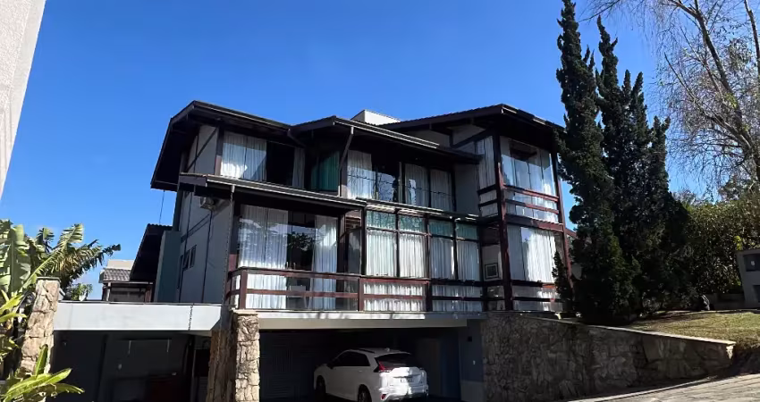 Casa de alto padrão à venda – morada dos lagos, aldeia da serra