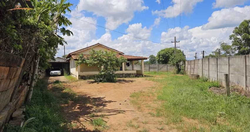 Chácara para Venda em Pedra Bela, zona rural, 3 dormitórios, 1 suíte, 2 banheiros