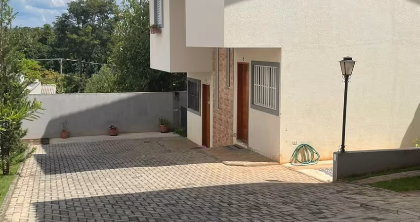 Casa em condomínio fechado com 2 quartos para alugar no Jardim São Felipe