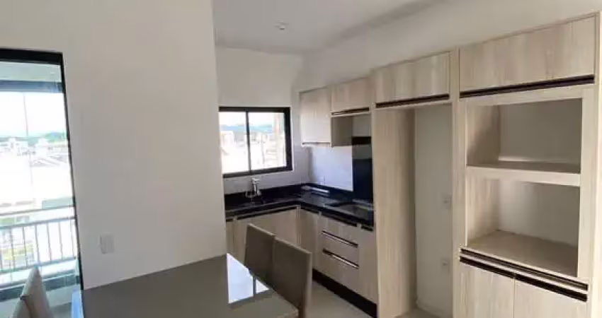 Apartamento semi-mobiliado com 2 dormitórios à venda em Tijucas-SC