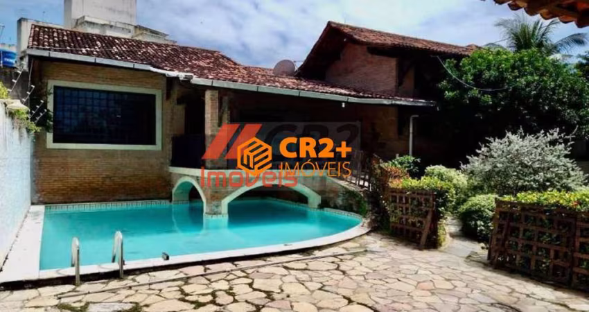 Casa a Venda com 450m² e 4 Quartos, 3 suítes + Dce e piscina em Candeias - Jaboa