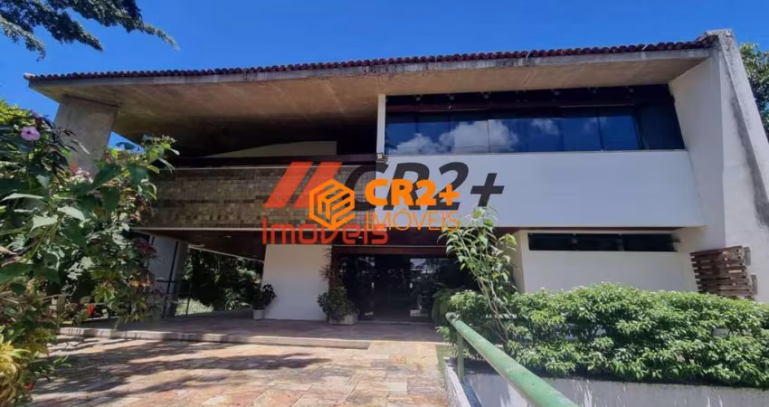 Casa a Venda com 5 quartos, 3 suítes no Pina, 450m em Boa Viagem