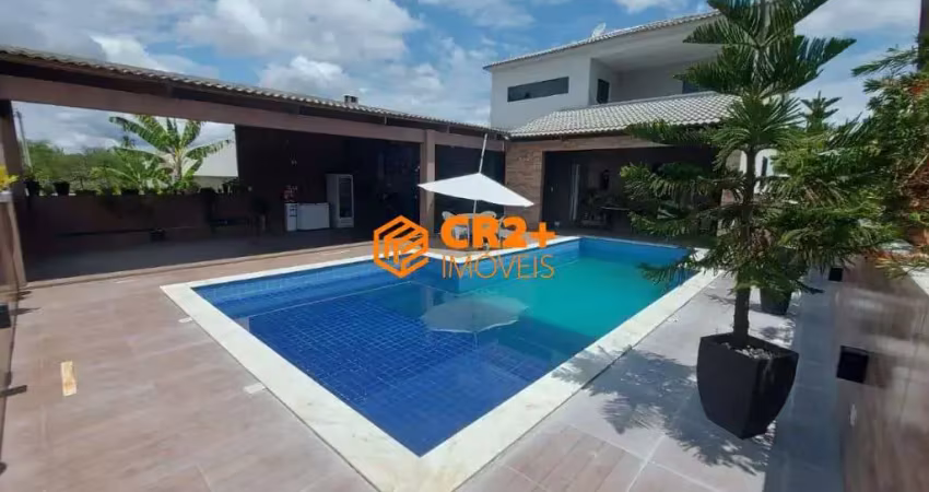 Vendo casa alto padrão em arcoverde 04 quartos, 03 suites, 05 vagas de garagem e