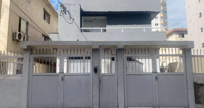 Kitnet com sacada na Guilhermina
