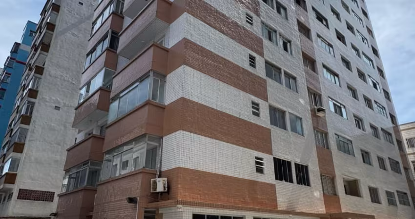 Apartamento no Boqueirão próximo ao mar