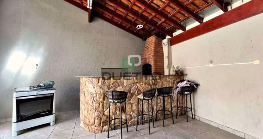 Casa com 3 quartos à venda na Vila Bertini, Americana 