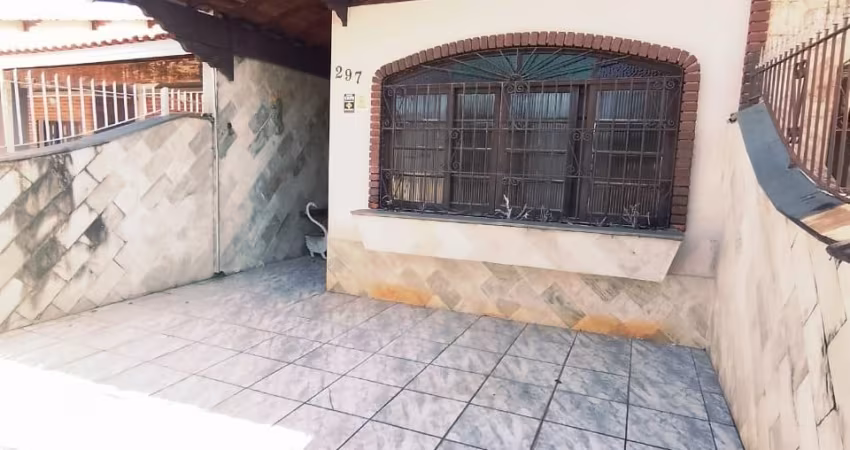 Casa 3 dormitórios, Suite, Garagem, 300 metros da praia no Imperador