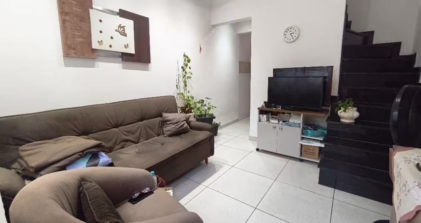 Sobrado de Condominio, 2 dorm, 200 metros da praia na Vila Caiçara
