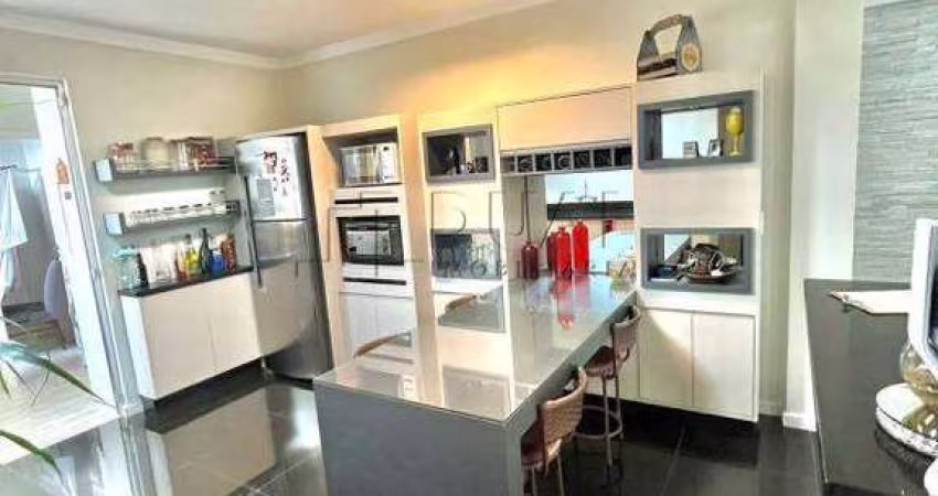Apartamento com 122,50m² semimobiliado à venda no bairro Centro