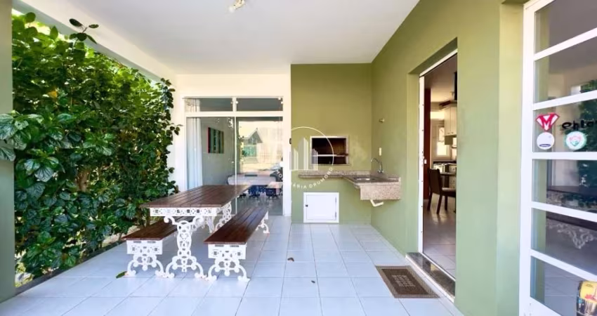 Casa 4 Quartos com 2 Suítes e 137m² - Barra da Lagoa