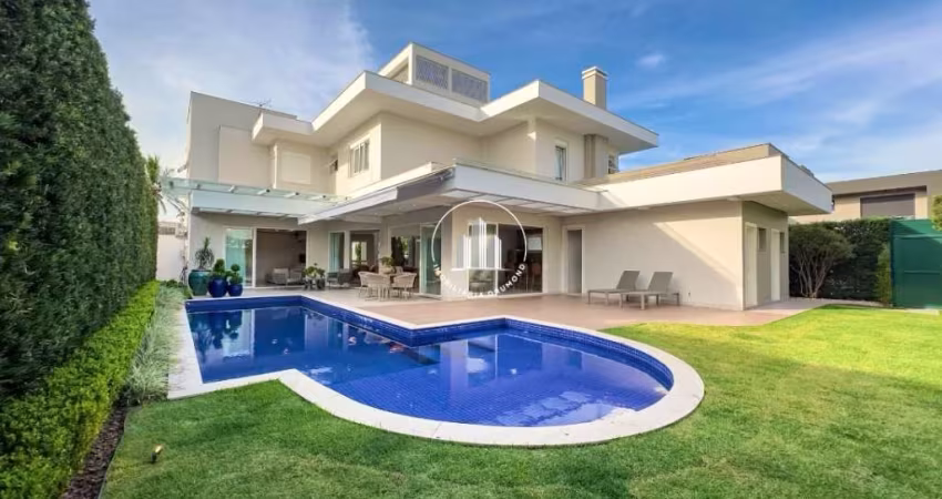 Casa 4 Quartos com Piscina - Jurerê Internacional