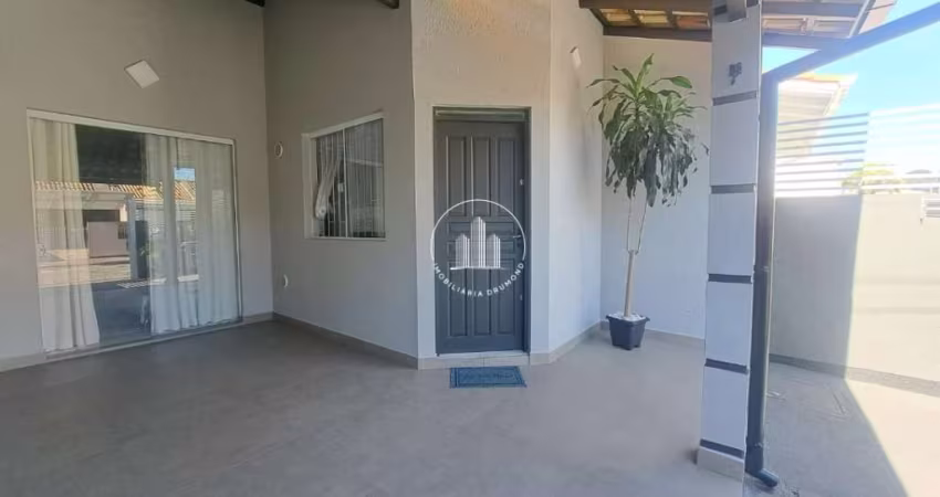 Casa Geminada 2 Quartos 72m² - Forquilhas