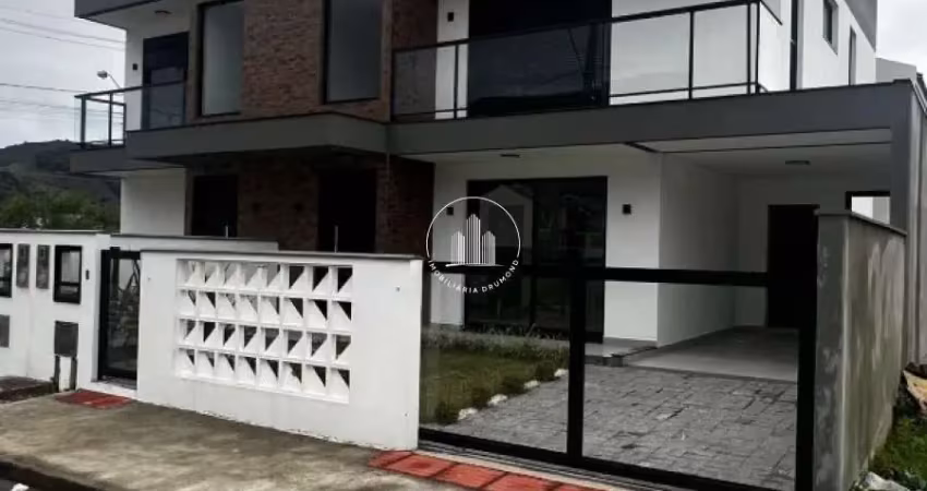 Casa com 3 quartos à venda na Rua Maria Ana da Silva, 20, Forquilhas, São José