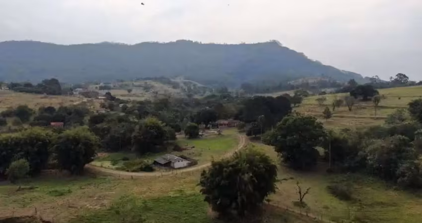 Fazenda com 1 sala à venda no Centro, São Pedro 