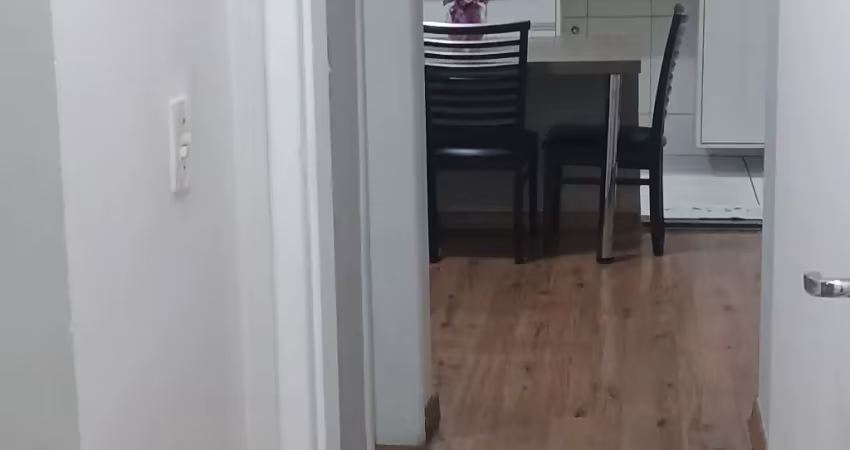 Apartamento com 2 quartos para alugar na Rua Itacolomi, 586, Portão, Curitiba