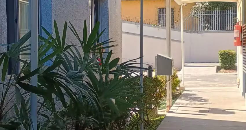 Apartamento com 2 quartos para alugar na Rua Itacolomi, 586, Portão, Curitiba