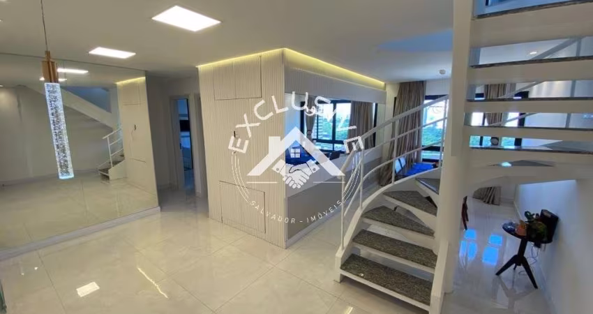 Duplex Totalmente Reformado com Piscina Privativa: Oportunidade Única em Localização Privilegiada!