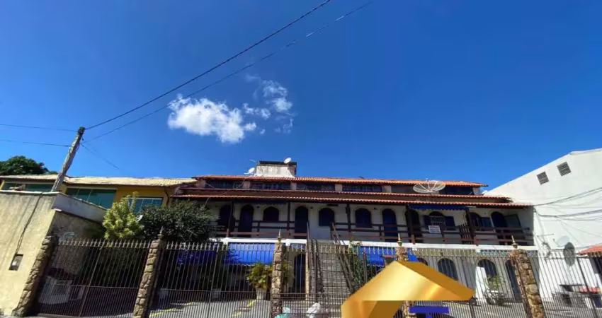 LINDA CASA EM CONDOMINIO