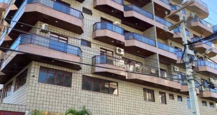 Excelente cobertura duplex com 04 dormitórios no Algodoal em Cabo Frio.