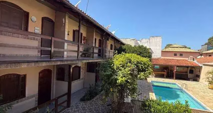 Excelente apartamento 1 quarto, em condomínio com piscina no portinho !!!
