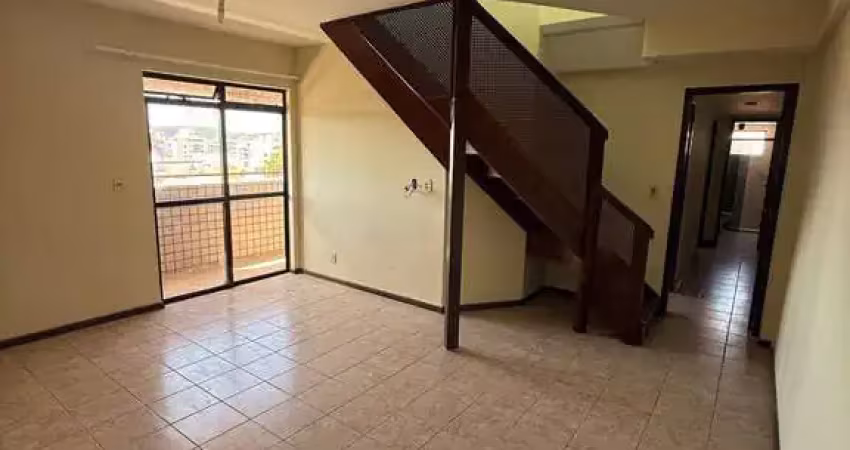 Ótima cobertura com 3 dormitórios em excelente localização!!