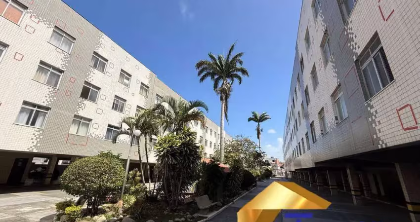 Excelente apartamento mobiliado a 50 metros da praia do forte !!!