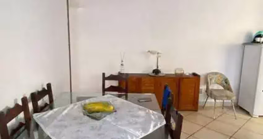 Ótimo apartamento de 2 quartos no centro de cabo frio!!!