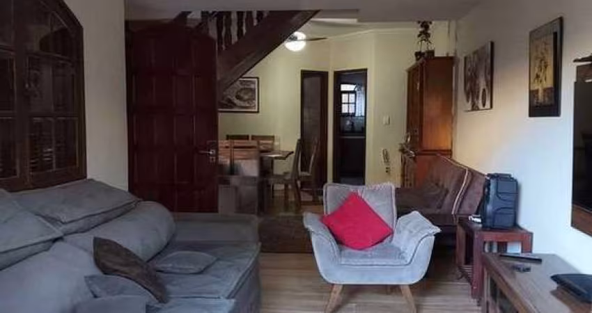 Casa independente  3 dormitórios no Braga em Cabo Frio Com anexo !!!