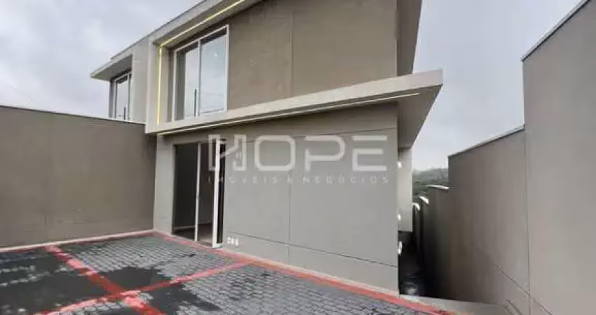 Casa com 3 quartos à venda na Rua Bento Crispim de Oliveira, Cidade São Pedro - Gleba A, Santana de Parnaíba