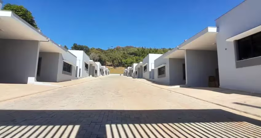 Casa em condomínio  village bairro da usina atibaia
