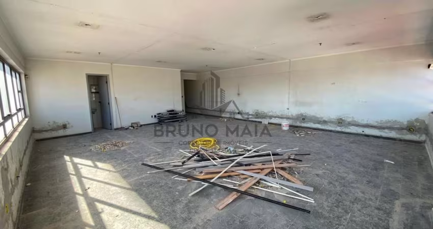 Sala Comercial para Venda em Bragança Paulista, Edifício New York Trade Center, 2 banheiros