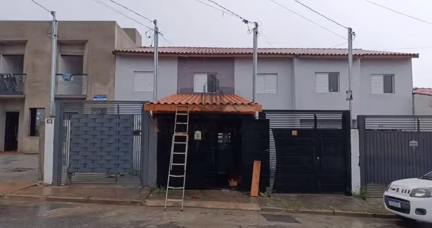 Casa para Locação em Bragança Paulista, Jardim Lago do Moinho, 2 dormitórios, 1 banheiro, 1 vaga
