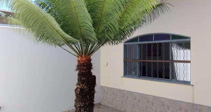 Casa térrea com Edícula à venda no bairro Villaggio San Marco (Retiro)