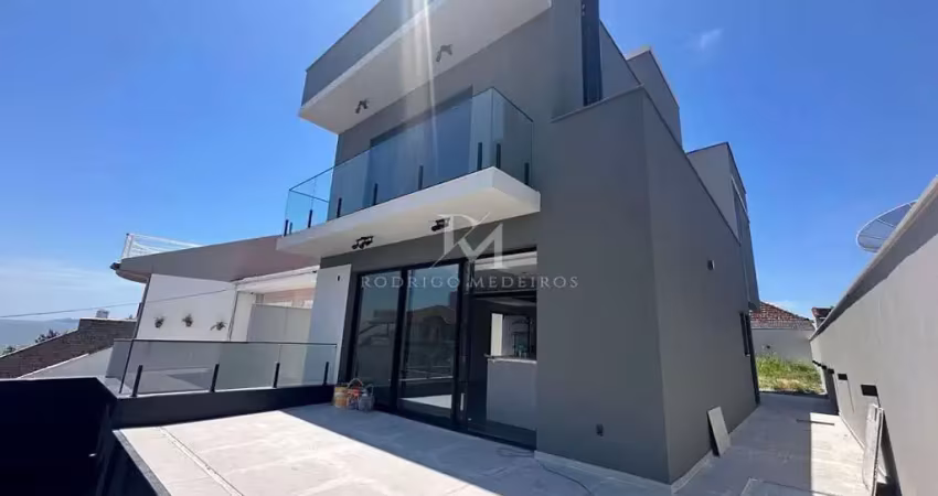 Casa com vista para o mar 3 dormitórios, piscina - estreito, florianópolis-sc