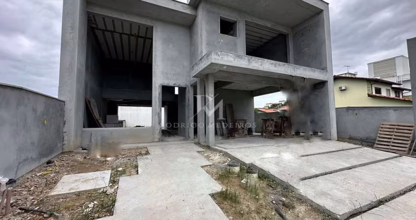 Casa à venda no bairro Pedra Branca em Palhoça/SC