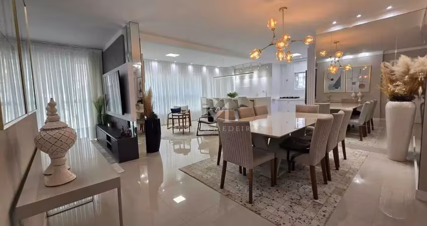 Apartamento à venda no bairro meia praia em itapema/sc