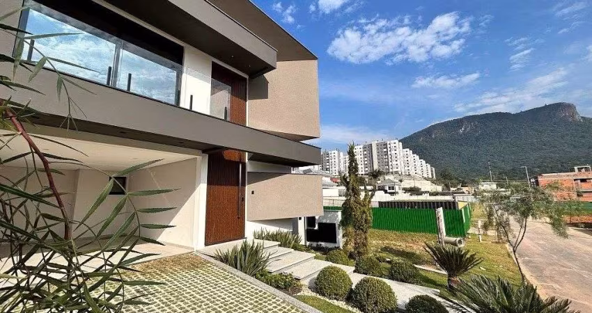 Casa 3 Suites e Piscina - Pedra Branca, Palhoça-SC