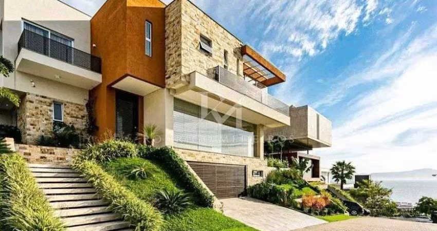 Casa 5 Dormitórios (3 Suítes), Piscina - Cacupé, Florianópolis/SC