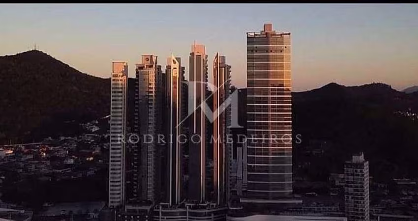 Apartamento 4 Suítes de Frente para o Mar - Balneário Camboriú/SC