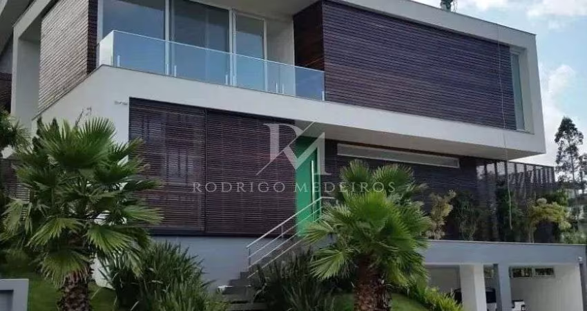Casa 4  Suites em frente à Orla no Bairro Cacupé - Florianópolis/SC