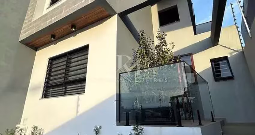 Casa 4 Dormitórios (3 Suítes) - Santo Antônio de Lisboa, Florianópolis/SC