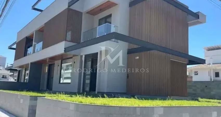Casa à venda em jurerê, florianópolis – 3 suítes e 263m² privativos
