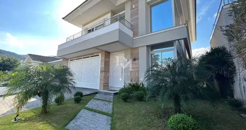 Casa com piscina e 3 quartos à venda na pedra branca, palhoça